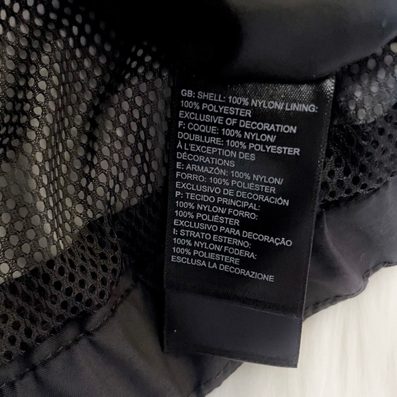 The North Face Men’s Up & Over Anorak Pullover Jacket In Black - Picture 7 of 9